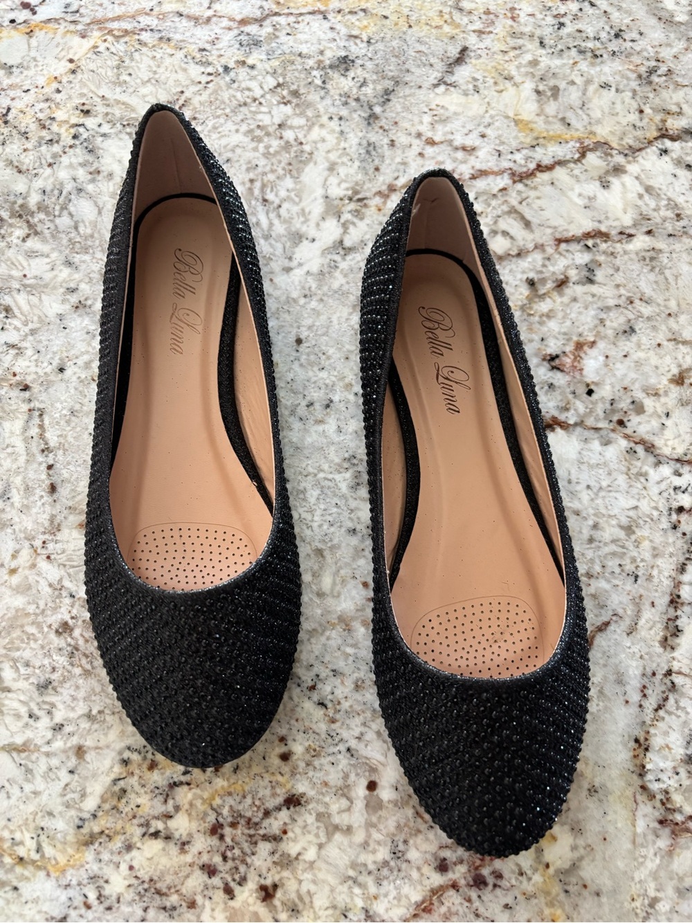 Bella Luna Women's Black Embellished Pointed-Toe Flats